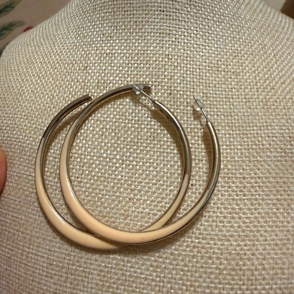 Jewelry - Elegant Two-Tone Hoop Earrings